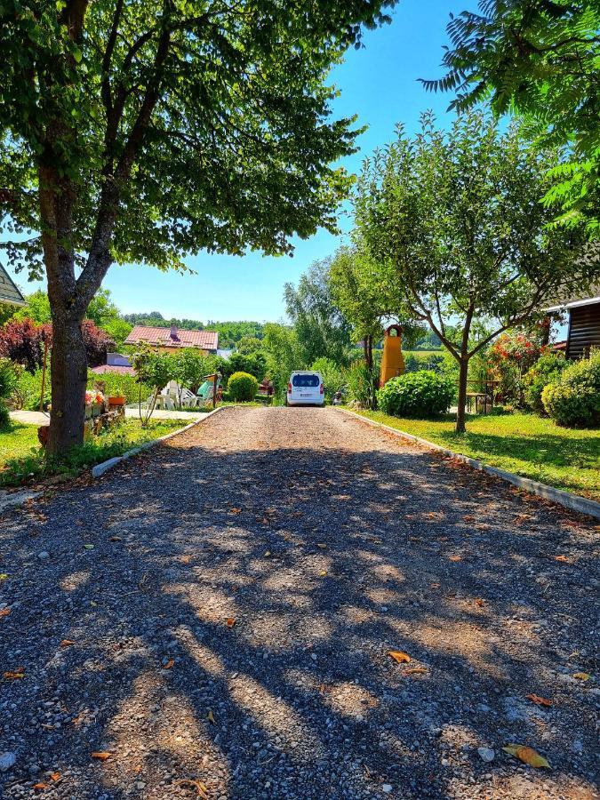 Guesthouse Mreznica- Mreznicka Idila Resort Galovic-Selo Eksteriør billede
